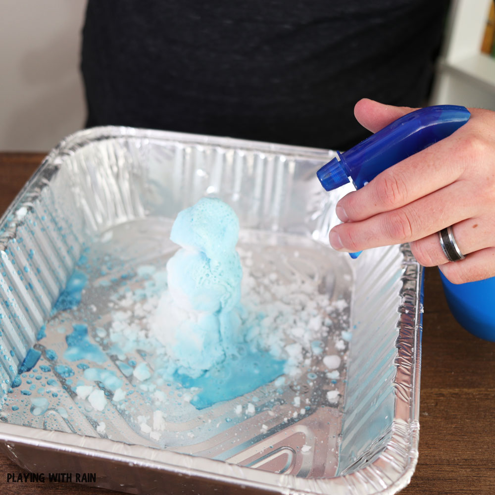 Make instant snow with baking soda and then make it melt with vinegar